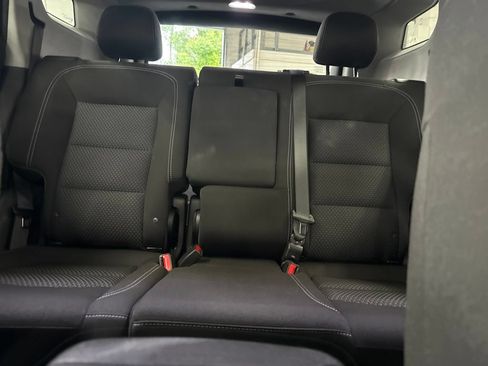 Used 2023 GMC Terrain SLE w/ Driver Convenience Package AWD/4WD image 24