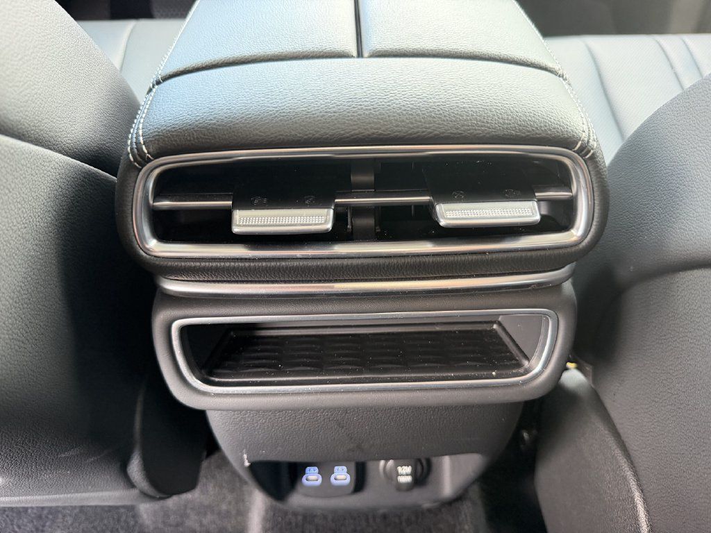 Used 2026 Genesis GV80 2.5T AWD/4WD image 25