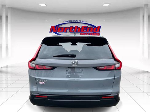 Used 2023 Honda CR-V EX image 4