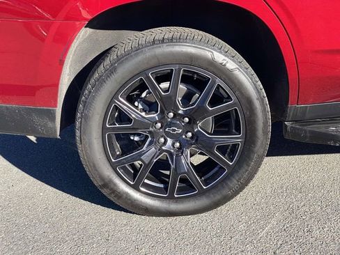 Certified 2025 Chevrolet Tahoe Premier image 9