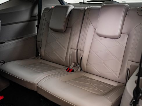 Used 2024 Volkswagen Atlas SE image 42