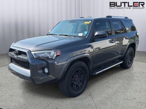 Used 2019 Toyota 4Runner SR5 RWD image 1
