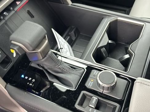 New 2026 Toyota Tundra Limited AWD/4WD image 24