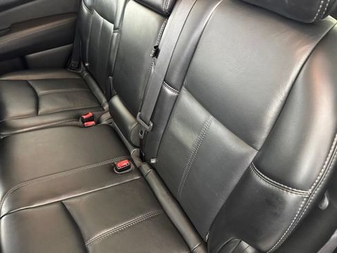 Used 2017 Nissan Pathfinder SL w/ SL Premium Package AWD/4WD image 24