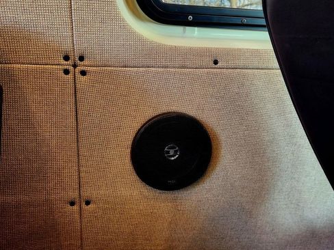 Used 2019 Mercedes-Benz Sprinter 2500 w/ Premium Plus Package image 24