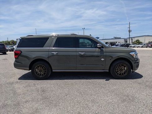 Used 2024 Ford Expedition Max King Ranch AWD/4WD image 3
