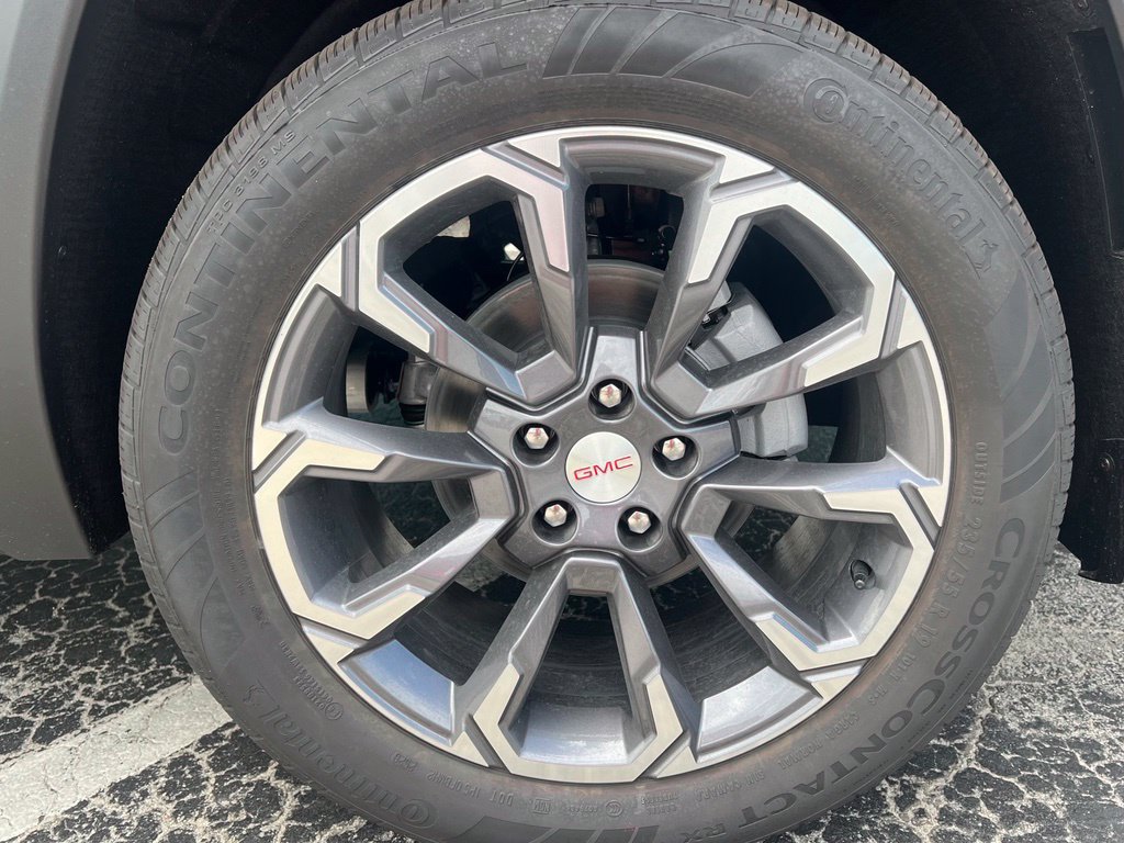 New 2027 GMC Terrain Elevation w/ Elevation Premium Package FWD image 24