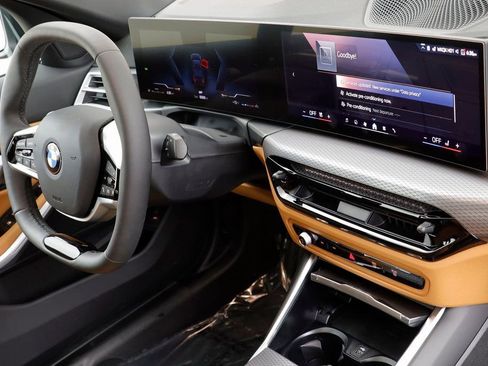 New 2026 BMW 330i xDrive Sedan w/ Convenience Package image 21