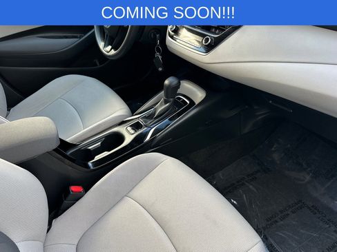 Used 2020 Toyota Corolla LE w/ Carpet Mat Package (TMS) FWD image 16