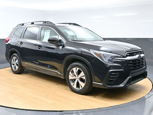 Used 2025 Subaru Ascent Premium image 27