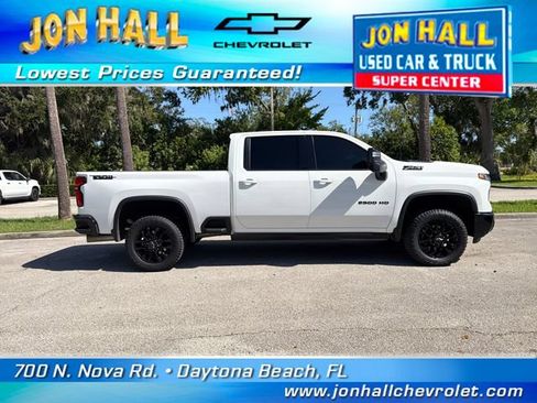 Used 2025 Chevrolet Silverado 2500 LTZ w/ LTZ Plus Package AWD/4WD image 15