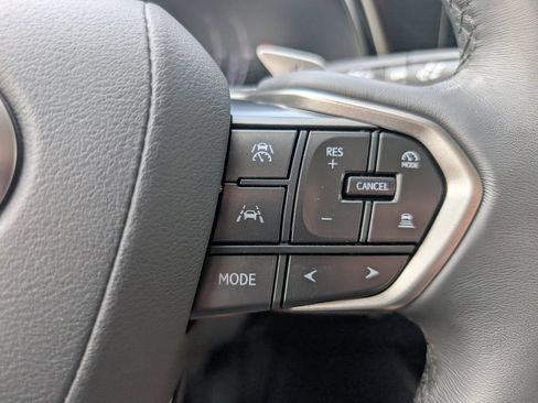 Used 2024 Lexus RX 350h w/ Accessory Package (P1) AWD/4WD image 19