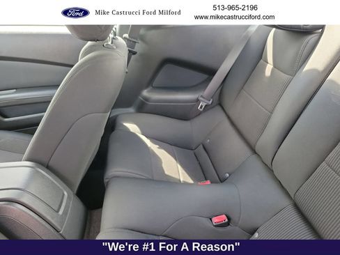 Used 2013 Ford Mustang Coupe RWD image 21