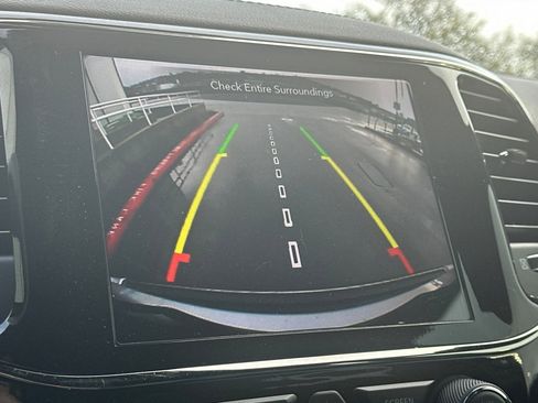 Used 2020 Jeep Grand Cherokee High Altitude image 22