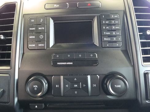 Used 2016 Ford F150 XL w/ Equipment Group 101A Mid RWD image 27