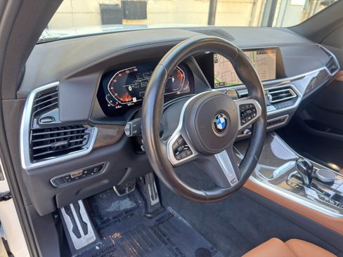 Used 2023 BMW X5 sDrive40i w/ M Sport Package RWD image 14