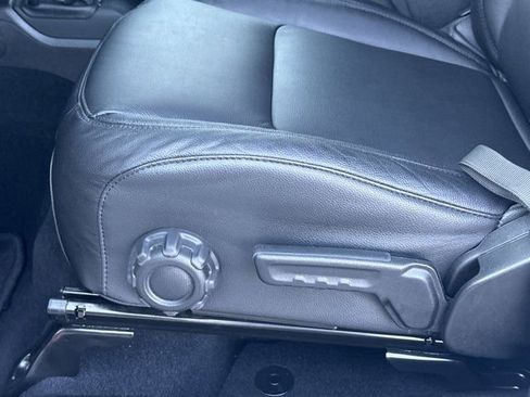 Certified 2025 Jeep Wrangler Unlimited Sahara w/ Safety Group image 9