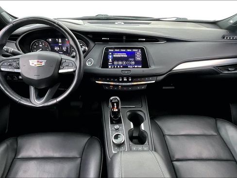 Used 2021 Cadillac XT4 Premium Luxury AWD/4WD image 19