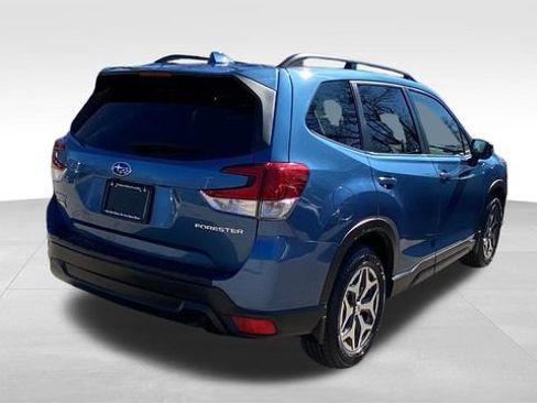 Used 2019 Subaru Forester Premium image 10