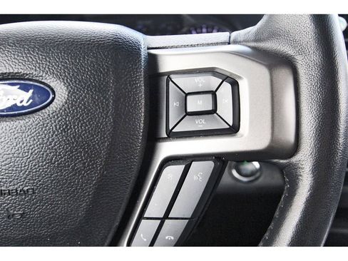 Used 2021 Ford Expedition XLT image 13