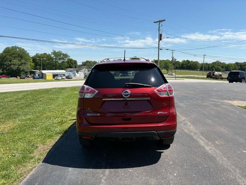 Used 2015 Nissan Rogue SV AWD/4WD image 3