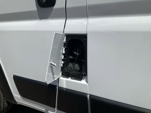 Used 2025 RAM ProMaster 2500 w/ Convenience Group FWD image 25