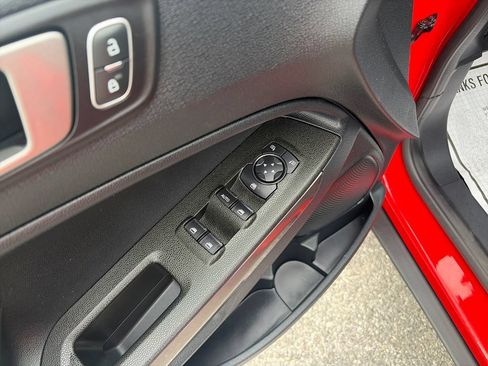 Used 2021 Ford EcoSport SE FWD image 12