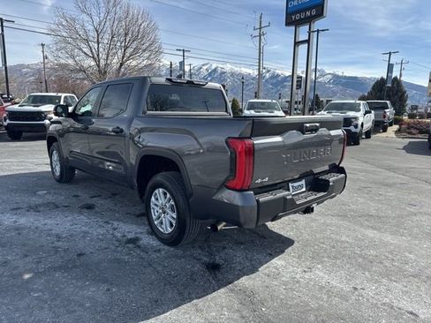 Used 2025 Toyota Tundra SR5 w/ SR5 Convenience Package AWD/4WD image 5