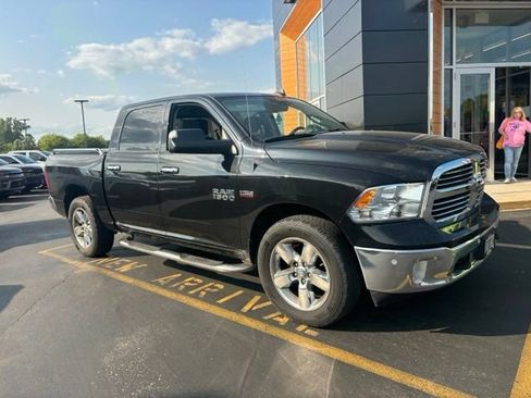 Used 2017 RAM 1500 Big Horn AWD/4WD image 2