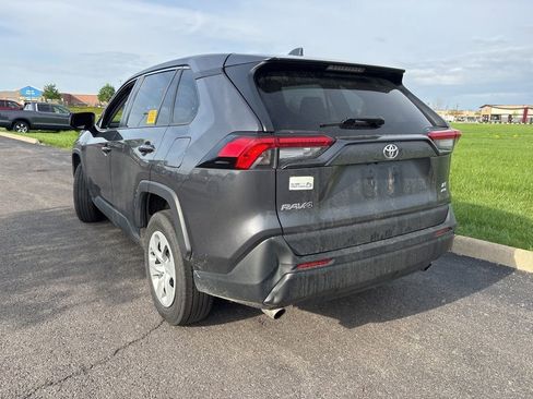 Used 2023 Toyota RAV4 LE image 7