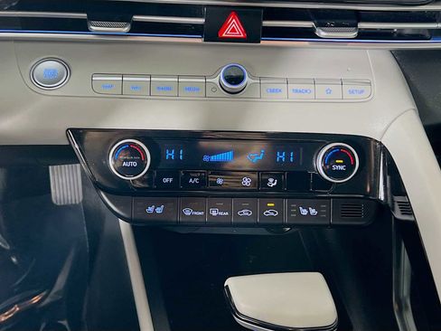 Certified 2023 Hyundai Elantra Limited w/ Cargo Package image 16