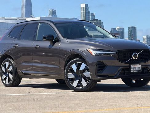 Certified 2024 Volvo XC60 T8 Ultimate AWD/4WD image 1