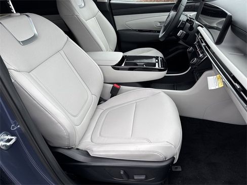 New 2026 Hyundai Tucson Limited image 13