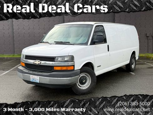 Used 2005 Chevrolet Express 3500 Extended RWD image 1