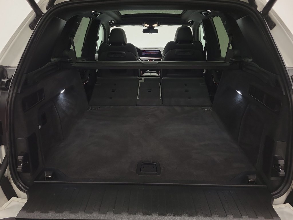 Used 2021 BMW X5 xDrive40i w/ Convenience Package AWD/4WD image 29