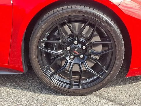 Used 2023 Chevrolet Corvette Z06 RWD image 28