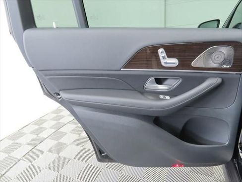 New 2026 Mercedes-Benz GLS 450 4MATIC image 26