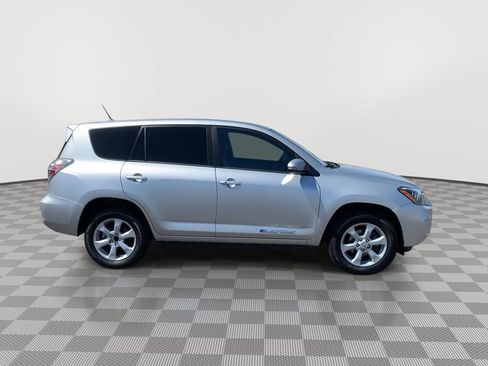Used 2012 Toyota RAV4 EV FWD image 8