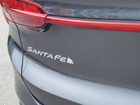 Used 2021 Hyundai Santa Fe SEL FWD image 6