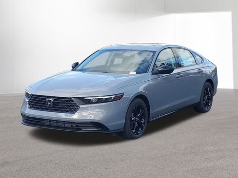 New 2025 Honda Accord SE image 1