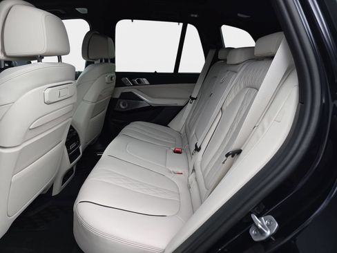 New 2026 BMW X5 M60i AWD/4WD image 14