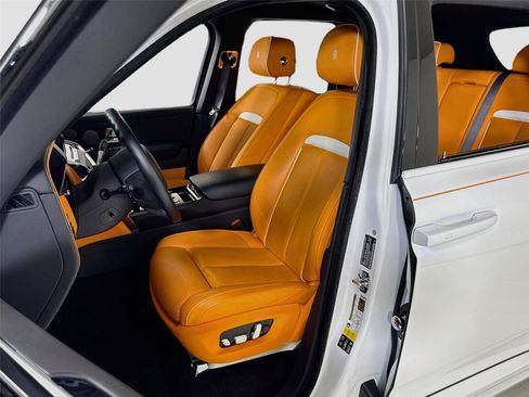 Used 2021 Rolls-Royce Cullinan AWD/4WD image 14