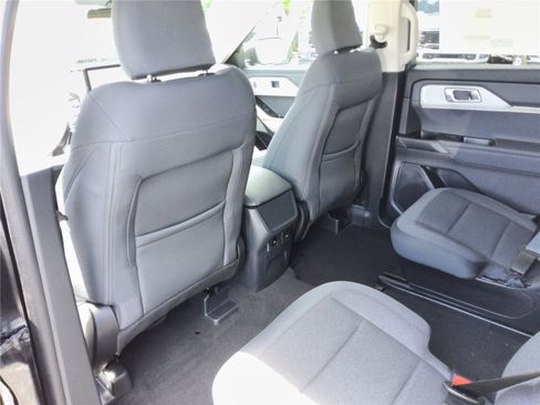 New 2026 Ford Explorer Active RWD image 24