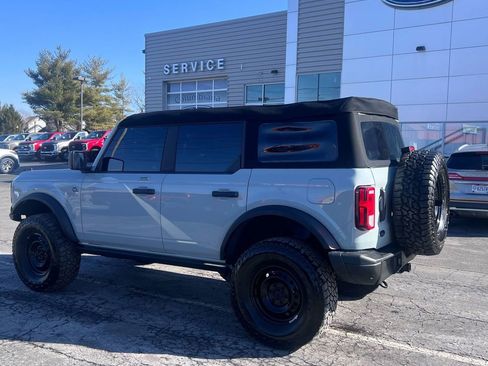 Used 2023 Ford Bronco Black Diamond image 4