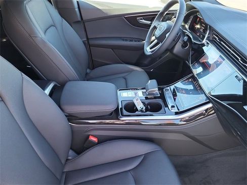 New 2026 Audi Q8 Premium Plus image 17