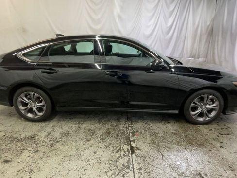 Used 2024 Honda Accord EX image 4