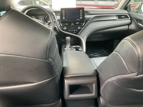 Used 2023 Toyota Camry SE image 28