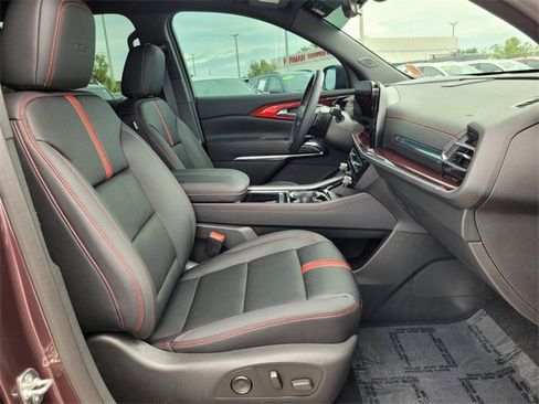 Used 2025 Chevrolet Traverse RS w/ LPO, Floor Liner Package image 22