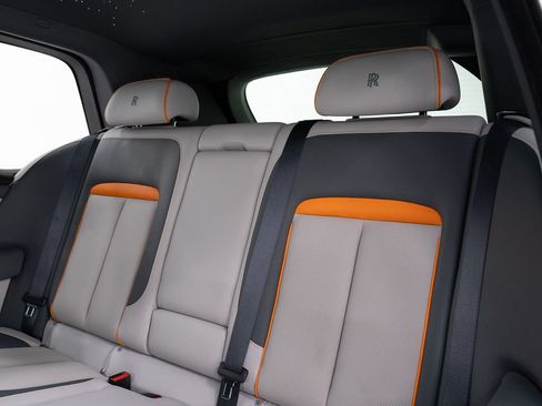 Certified 2023 Rolls-Royce Cullinan w/ Dark Exterior Package AWD/4WD image 26