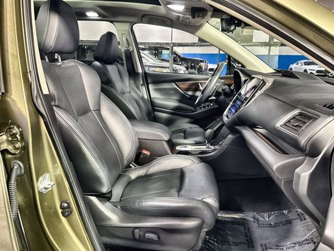 Used 2023 Subaru Ascent Touring AWD/4WD image 32